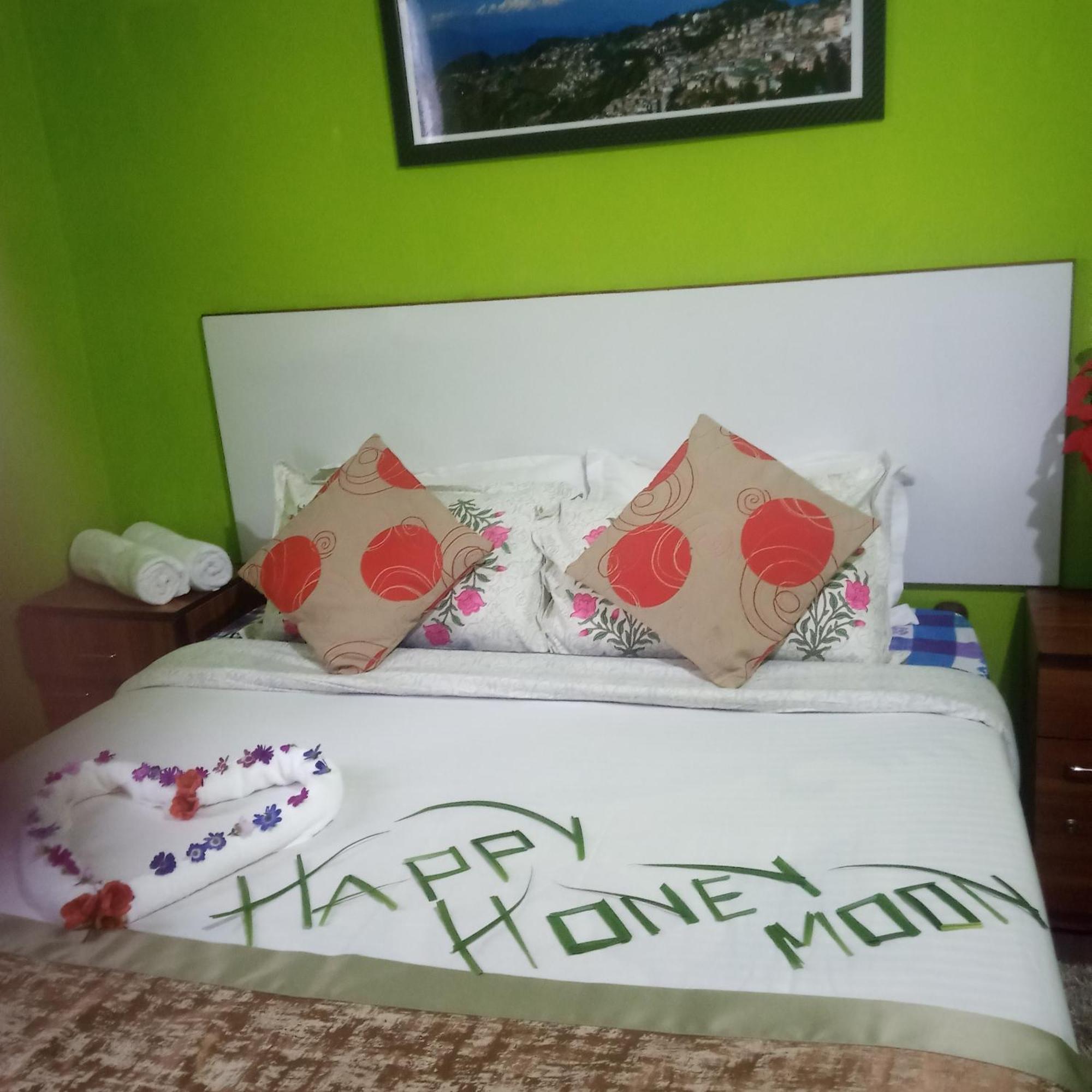 Beverly Hills Home Stay Darjeeling  Dış mekan fotoğraf