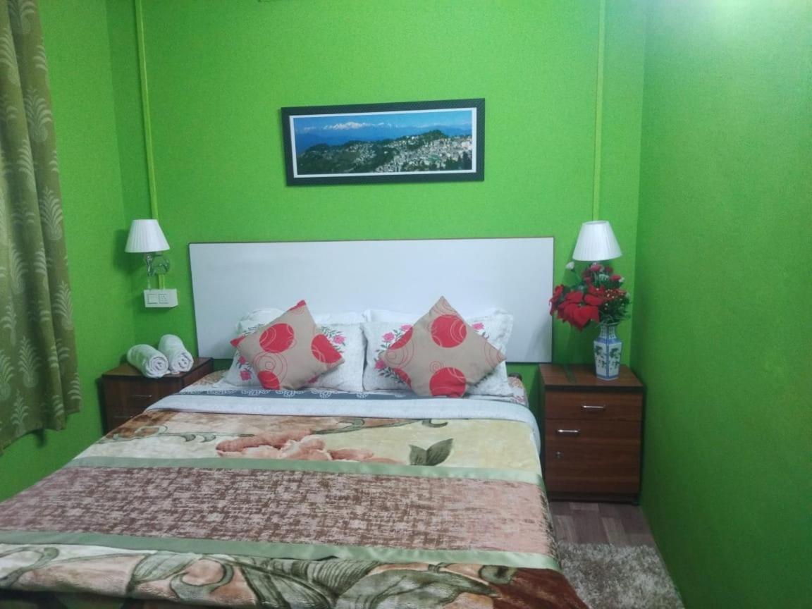 Beverly Hills Home Stay Darjeeling  Dış mekan fotoğraf