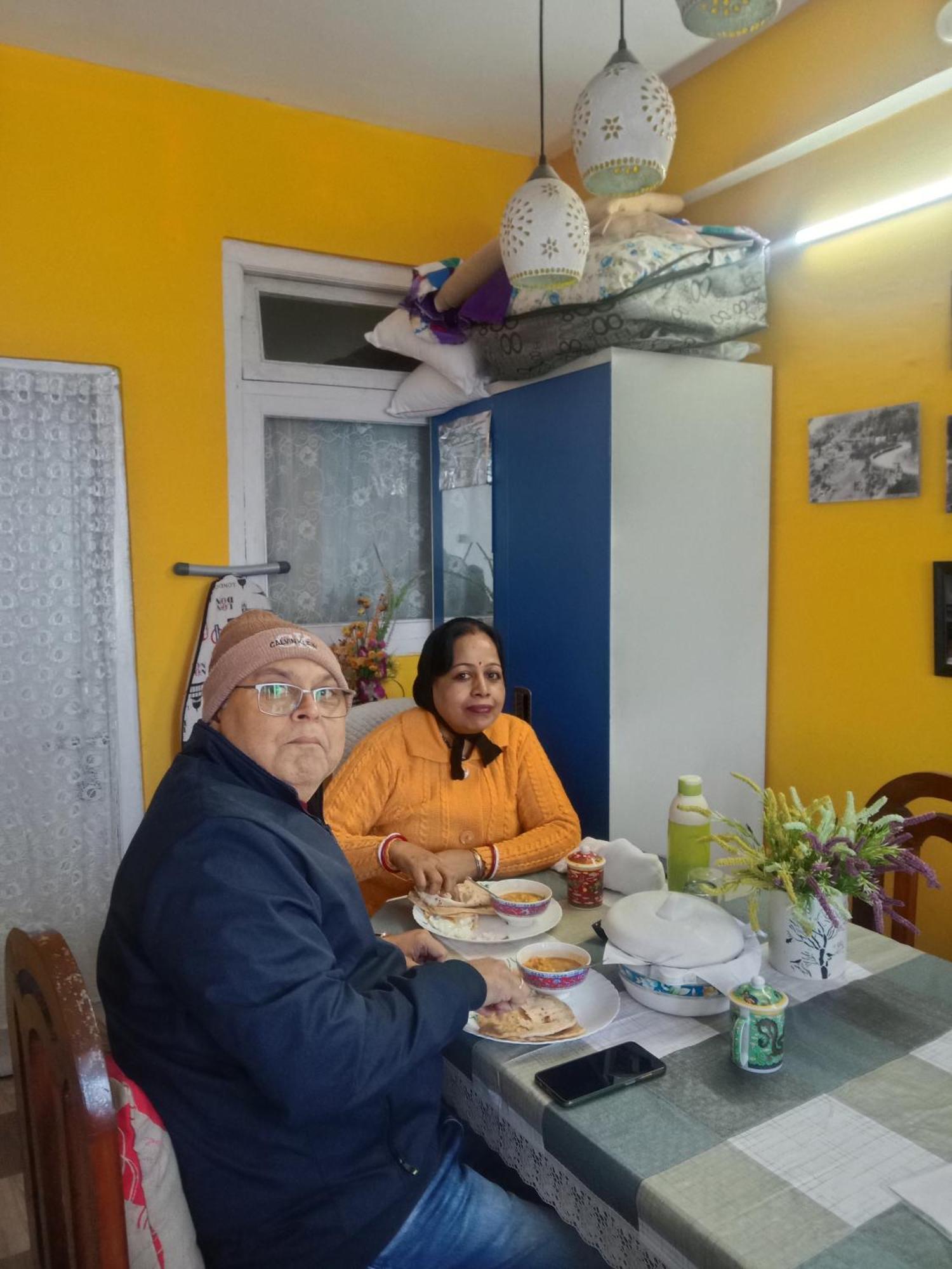 Beverly Hills Home Stay Darjeeling  Dış mekan fotoğraf