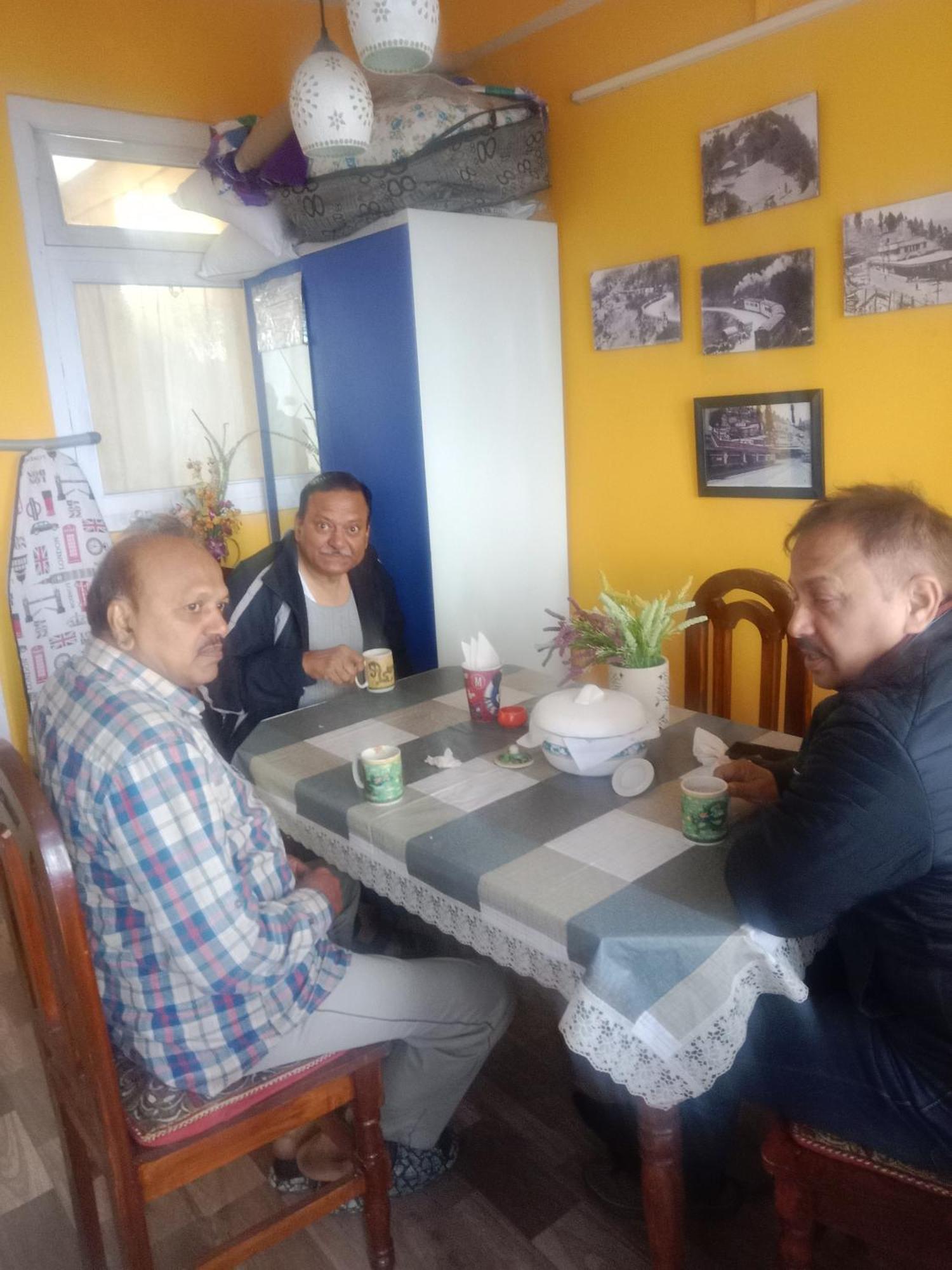 Beverly Hills Home Stay Darjeeling  Dış mekan fotoğraf